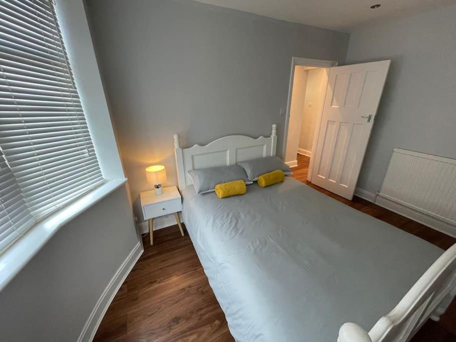 Entire Ground Floor Apartment In Watford Watford  Exteriér fotografie